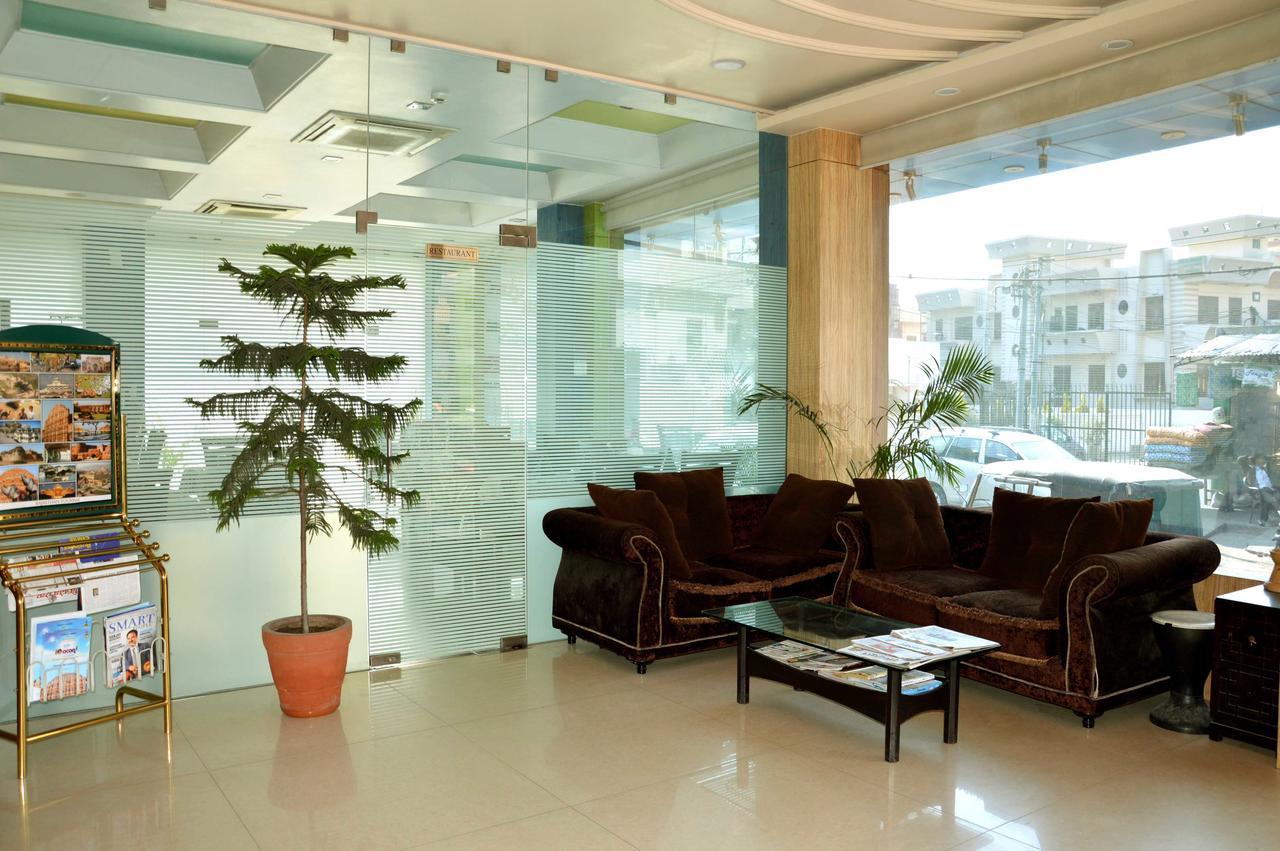 Divine The Boutique Hotel Jaipur Bagian luar foto